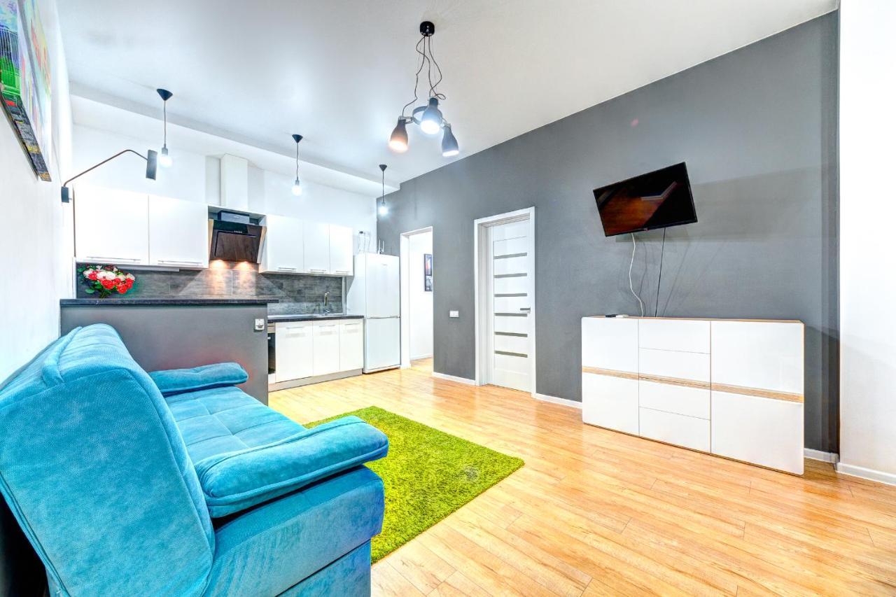 2-кімнатні м. дружби народів Apartment
